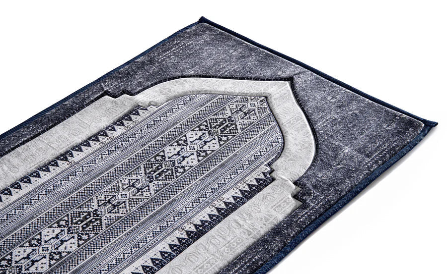 Arabian Arch Premium Prayer Mat